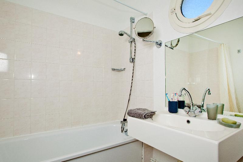 Sejours & Affaires Saint Etienne Jules Ferry Aparthotel Exterior photo